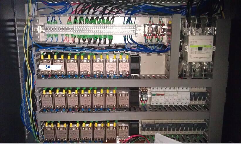 配电柜接线如工艺要求