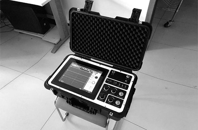 电缆故障定位仪